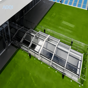 منزل فاخر مع حديقة مصممة خصيصًا للمواسم الأربعة وغرفة شمسية مستقلة قابلة للسحب - Product Image 4