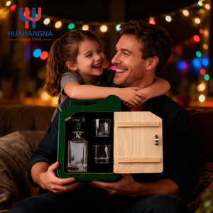 Juego <span class=keywords><strong>de</strong></span> Regalo <span class=keywords><strong>de</strong></span> Decantador <span class=keywords><strong>de</strong></span> Whisky <span class=keywords><strong>de</strong></span> Cristal con Logotipo Personalizado Único, con Vasos <span class=keywords><strong>de</strong></span> Whisky en un Gabinete <span class=keywords><strong>de</strong></span> <span class=keywords><strong>Madera</strong></span> Portátil - Product Image 6