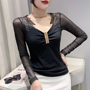 Camisa <span class=keywords><strong>de</strong></span> <span class=keywords><strong>Mujer</strong></span> con Cuello <span class=keywords><strong>en</strong></span> V y Malla con Pedrería, Diseño Original <span class=keywords><strong>de</strong></span> Otoño, Manga Larga, Amplio Stock Disponible - Product Image 3