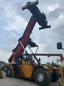 Reach Stacker SANY SRSC45C30 de 45 tonnes pour conteneurs, empilage 5 couches, moteur Volvo Diesel, pour terminal portuaire, usage intensif - Product Image 2