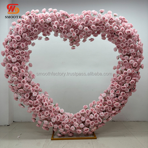 Arco de Flores Artificiales LEDA, Exquisito, en Forma de Corazón Rosa, Hecho a Mano, para Bodas al Aire Libre, San Valentín - Product Image 1