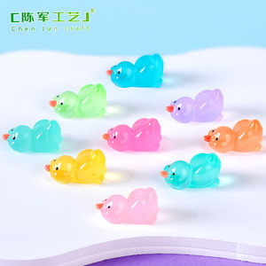 Micro-paisaje que brilla en la oscuridad <span class=keywords><strong>patitos</strong></span> decoraciones de muñecas de animales Diy accesorios hechos a mano adornos de mesa de resina - Product Image 3