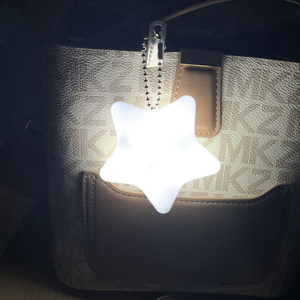 Vente en gros de lampes à capteur tactile ultra-sensibles, portables, durables, à LED blanc chaud, écologiques, allumage/extinction instantané - Product Image 1