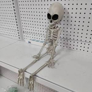 Wholesale <b>Animated</b> Alien Terror Skeleton Indoor Outdoor Halloween Ghost Decorations for Parties - Product Image 4