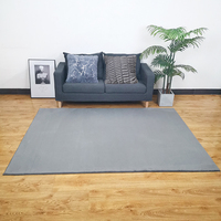 Tapis en fausse fourrure de lapin en polyester doux et confortable pour le salon
