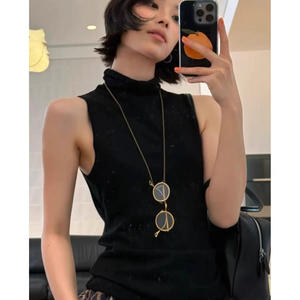 Nuevo <span class=keywords><strong>collar</strong></span> largo de lujo Retro de gama alta de nicho <span class=keywords><strong>para</strong></span> mujer, colgante chapado en oro, accesorio <span class=keywords><strong>para</strong></span> gafas, joyería de moda Retro - Product Image 4