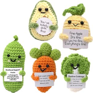 Jouets très demandés 2026 : Pommes de soutien émotionnel à coudre et à tisser avec messages positifs, porte-clés au crochet, jouets au crochet - Product Image 1