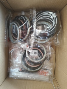 ชุดซีล 60257771 สำหรับรถขุดไฮดรอลิก SY35 ของแท้และ OEM - Product Image 1
