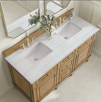 Meuble de salle de bain en chêne clair naturel sur mesure, style classique en bois massif avec plan de travail en quartz, ensemble de lavabo double en céramique de 60 pouces