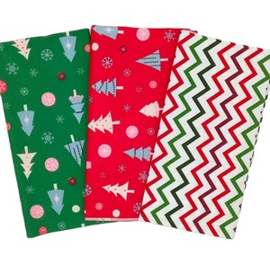 Ingrosso 16 Pezzi Quadrati di Tessuto Natalizio in Cotone Pretagliati per Patchwork con Stampa a Fiocchi di Neve per Decorazioni Tessili Domestiche - Product Image 4