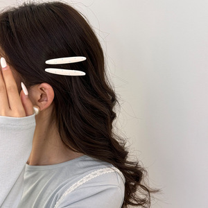 Pince à <span class=keywords><strong>cheveux</strong></span> Polka Cream effet goutte d'huile, pince bec de canard tendance, accessoire de coiffure pour femme - Product Image 2