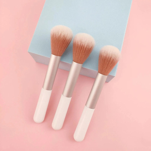 Singolo piccolo pennello trucco uva manico in plastica <span class=keywords><strong>bianco</strong></span> <span class=keywords><strong>evidenziatore</strong></span> e contorno due pennelli per il trucco - Product Image 5
