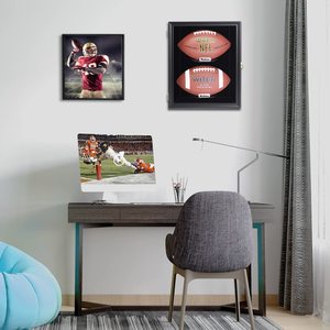 Vitrine murale noire en bois avec supports pour deux souvenirs de football - Product Image 5