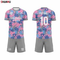 Maillots de football OEM pour enfants, shorts et ensembles, séchage rapide, respirant, polyester, impression par sublimation, maillot de football rouge jaune pour enfant de 14 ans