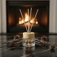 Diffuseur à roseaux personnalisé en verre dépoli blanc 120 ml avec couvercle en bois naturel, bouteille d'huile parfumée, décoration d'intérieur, vente en gros