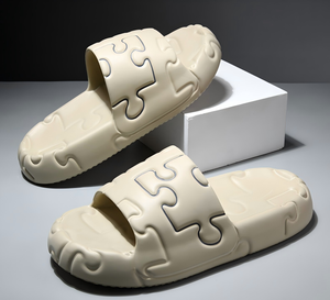 Chinelos Masculinos de Material EVA com Logo Personalizado, Cor Sólida, Confortáveis e Elegantes - Product Image 3
