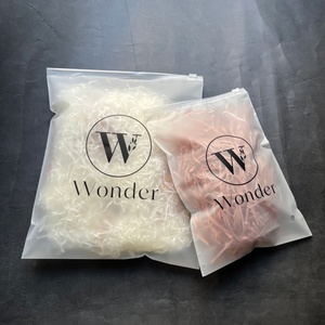 Emballage plastique personnalisé biodégradable et écologique, sac à fermeture éclair transparent en EVA givré pour vêtements, vêtements, t-shirts - Product Image 2