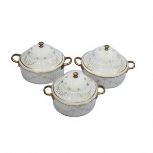 Ensemble de trois chauffe-plats métalliques de qualité supérieure, faits à la main, élégants et classiques, nouveau modèle. - Product Image 1