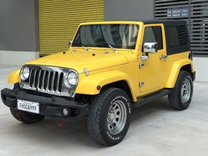 <span class=keywords><strong>Jeep</strong></span> <span class=keywords><strong>Wrangler</strong></span> Sahara Grand espace de chargement Conduite à gauche Boîte de vitesses automatique Turbo Diesel Prix compétitif pour véhicule d'occasion - Product Image 1