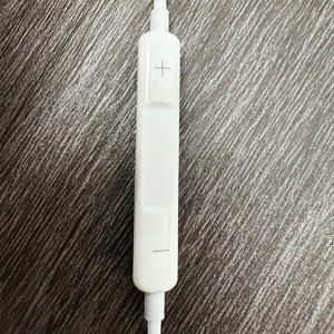 Écouteurs Filaire I5 avec Micro 3,5 mm Audio Haute Résolution Puce JL Basses Super Puissantes pour iPhone, Android, Studio, Gaming et Musique – Vente en Gros Usine à <span class=keywords><strong>Prix</strong></span> Compétitif - Product Image 4