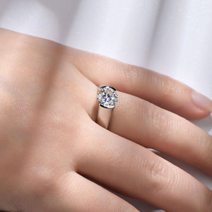 Gioielli Chasau per Donna e Uomo, Anello di Fidanzamento in Argento Sterling 925 con Moissanite Solitario da 2 Carati, Pietra Centrale da 8mm - Product Image 4
