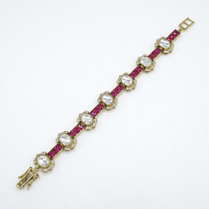 กำไลข้อมือ Kundan รุ่น 09598 ประดับทับทิมและลูกปัด ประดับด้วยเพชรคิวบิกเซอร์โคเนีย ชุบเมห์นดี ทองเหลือง เครื่องประดับสไตล์ชาติพันธุ์สำหรับผู้หญิงในงานแต่งงาน - Product Image 1