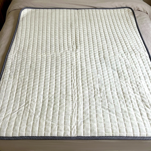Breathable Memory Foam Mattress Topper Soft Comfortable Factory Supply - Product Image 1