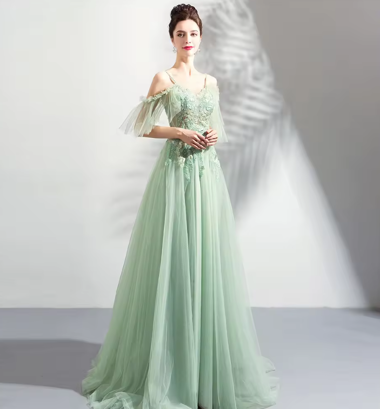 green emerald velvet dress Mint Green Tulle Bridesmaid Lace Dress for Wedding Party  loveangeldress