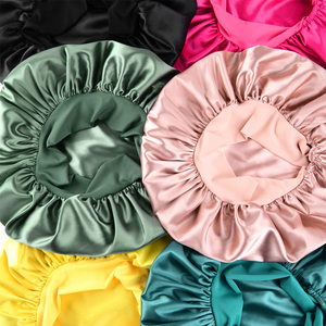 <span class=keywords><strong>Bonnet</strong></span> en satin personnalisé <span class=keywords><strong>Bonnet</strong></span> en soie <span class=keywords><strong>pour</strong></span> femmes qui dorment <span class=keywords><strong>Bonnet</strong></span> <span class=keywords><strong>de</strong></span> <span class=keywords><strong>cheveux</strong></span> <span class=keywords><strong>bonnet</strong></span> <span class=keywords><strong>de</strong></span> <span class=keywords><strong>nuit</strong></span> écharpe <span class=keywords><strong>pour</strong></span> <span class=keywords><strong>cheveux</strong></span> <span class=keywords><strong>bouclés</strong></span> avec bande <span class=keywords><strong>de</strong></span> cravate noir - Product Image 2