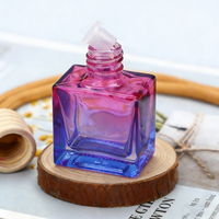 Diffuseur de parfum pour voiture suspendu, flacon carré en verre vide de 8 ml avec impression sérigraphique