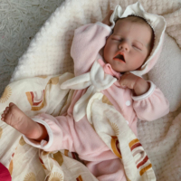 Bebe nouveau-né américain KidsToys réaliste corps entier Silicone Reborn bébé poupées réaliste doux au toucher câlin pour garçon fille cadeaux