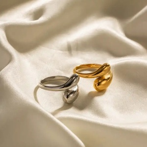 Bague pour femme et couple, style décontracté élégant, en acier inoxydable plaqué or 18 carats, design incurvé irrégulier, bague ouverte - Product Image 6