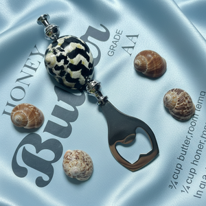 ชุดช้อนส้อมสแตนเลสพร้อมด้ามจับรูปเปลือกหอย ดีไซน์สร้างสรรค์ สำหรับรับประทานอาหาร ใช้ในโรงแรม ประกอบด้วยส้อม ช้อน มีดเนย ที่เปิดขวด - Product Image 5