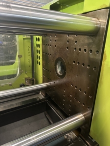 Prezzo a buon mercato usato PVC macchina per stampaggio ad iniezione idraulica con componenti di nucleo motore a vite PLC pompa ingranaggio orizzontale stile - Product Image 5
