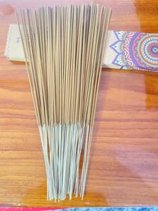 Bâtons d'encens parfumés à la cannelle de 40 cm, encens aromatique naturel à base de plantes pour la méditation, le yoga, le spa, la maison, l'assainissement de l'air, longue durée - Product Image 3