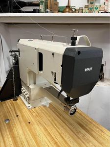 Vente populaire Pfaff3731 <span class=keywords><strong>Machine</strong></span> à <span class=keywords><strong>coudre</strong></span> industrielle électronique à lit cylindrique <span class=keywords><strong>Pfaff</strong></span> <span class=keywords><strong>Machine</strong></span> à <span class=keywords><strong>coudre</strong></span> manuelle à triple traînée <span class=keywords><strong>Pfaff</strong></span> Zinger - Product Image 5