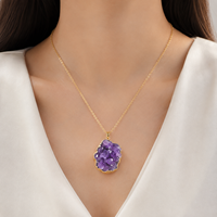 Pendentif en Améthyste Naturelle en Grappe Druzy 30-40mm avec Bord Doré, Collier en Cristal Brut, Bijou