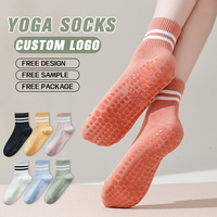 Chaussettes personnalisées pour femmes, antidérapantes, pour la gym et le fitness, avec logo brodé, chaussettes de yoga et de Pilates à grip.
