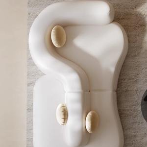 Sofá de Cuero Crema en Forma de S, Diseño de Arco, Muebles Modernos para Sala de Estar - Product Image 4