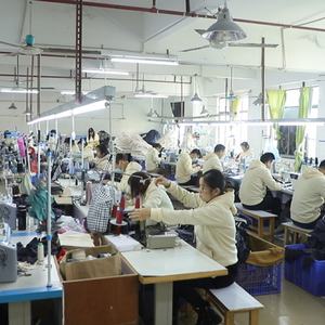 Sudadera con Capucha Personalizada OEM de 450G para Hombre, Estilo Urbano, Desgastada, Aspecto Vintage, Cremallera, Agujeros Dobles, 100% Algodón - Product Image 5