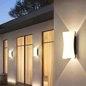 โคมไฟผนัง LED กลางแจ้งกันน้ำ, ฐานสแตนเลสสี่เหลี่ยมออกแบบสำหรับสวนลานไฟถนนพลังงานแสงอาทิตย์ - Product Image 4