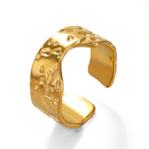 Bague irrégulière populaire plaquée or, motif géométrique, style gothique, tendance, bijoux de luxe pour femme - Product Image 6