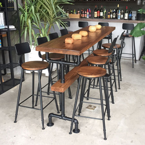Set Tavolo e Sgabelli da <span class=keywords><strong>Bar</strong></span> in Legno Massello per Caffetteria e Ristorante, Stile Americano - Product Image 3