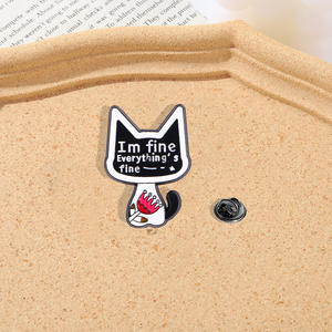 YINI Fabricante personalizado 4PCS Sarcastic Cat Resina epoxi Aleación de zinc Pins - Whimsical "It's Fine" Quote Pins Esmalte-texturizado - Product Image 2