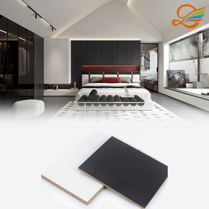 Tablero de Partículas de Melamina de 6 mm, 8 mm, 12 mm, 16 mm, 18 mm, Tablero de Partículas de Melamina Blanco y Negro para Gabinetes de Cocina y Baños - Product Image 1