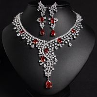 Parure de bijoux de mariée en zircon, style européen et américain, élégante, polyvalente et haut de gamme, comprenant boucles d'oreilles et colliers.