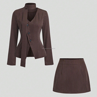 Costume de bureau deux pièces sur mesure à rayures pour femmes, ensemble blazer rayé pour carrière professionnelle, pour dames