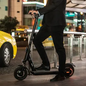 Goedkope Kuickwheel E Scooter 30Km Lange Afstand 350W Volwassen Eu Us Magazijn Elektrische Scooter 7.8ah