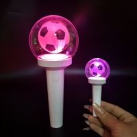 Bâton lumineux de football télécommandé, LED personnalisable 15 couleurs, souvenirs de football, articles promotionnels d'entreprise, collaboration IP disponible
