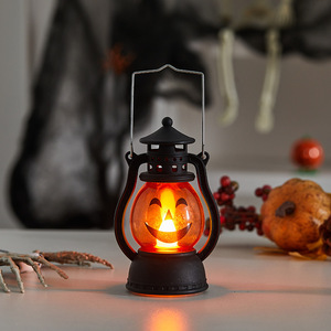 Lanterne LED vintage en forme de citrouille pour Halloween et Thanksgiving, lampe à main Dracula réutilisable pour créer une ambiance festive - Product Image 5